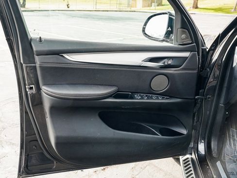 Used 2018 BMW X5 xDrive40e w/ M Sport Package image 9