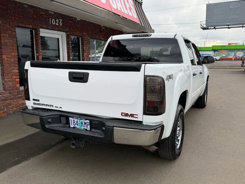 Used 2011 GMC Sierra 1500 SLE image 3