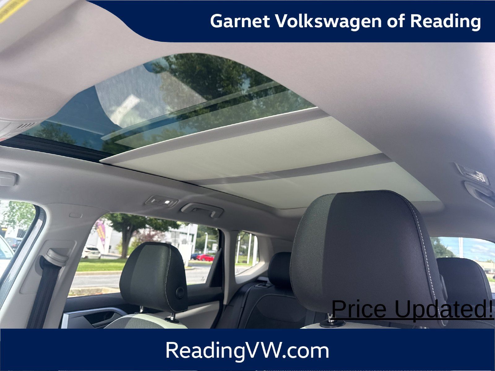 Used 2025 Volkswagen Taos SE w/ Panoramic Sunroof Package AWD/4WD image 13