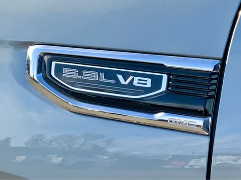 New 2026 GMC Sierra 1500 SLE image 22