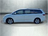 Used 2017 Toyota Sienna LE image 4