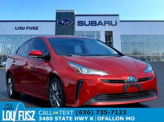 Used 2020 Toyota Prius XLE video 1