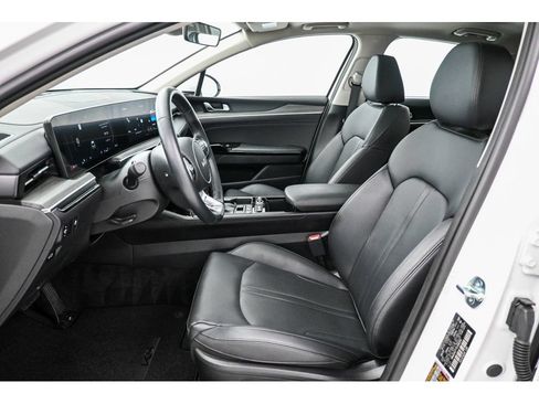 Used 2025 Kia K5 EX FWD image 21
