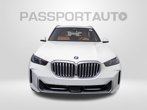 Certified 2024 BMW X5 xDrive40i w/ Parking Assistance Package AWD/4WD image 12