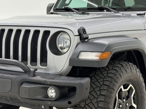 Used 2018 Jeep Wrangler Unlimited Sport S AWD/4WD image 11