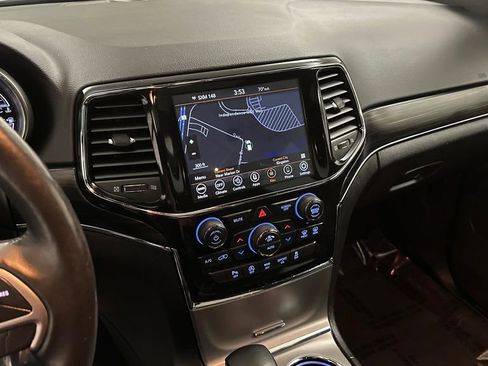 Used 2022 Jeep Grand Cherokee Limited w/ Tech Group image 13