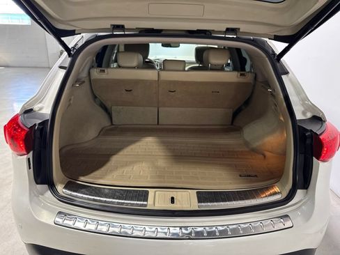 Used 2012 INFINITI FX35 AWD w/ Premium Pkg image 25