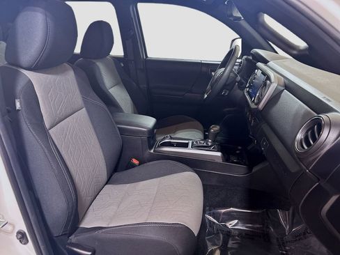 Used 2023 Toyota Tacoma TRD Off-Road AWD/4WD image 23