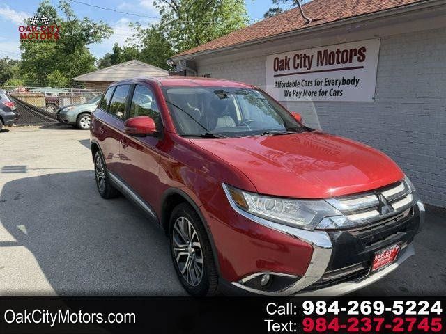 Used 2017 Mitsubishi Outlander SEL AWD/4WD image 1