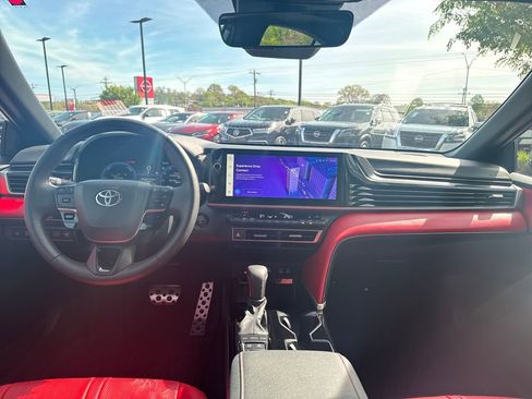 Used 2025 Toyota Camry XSE image 24