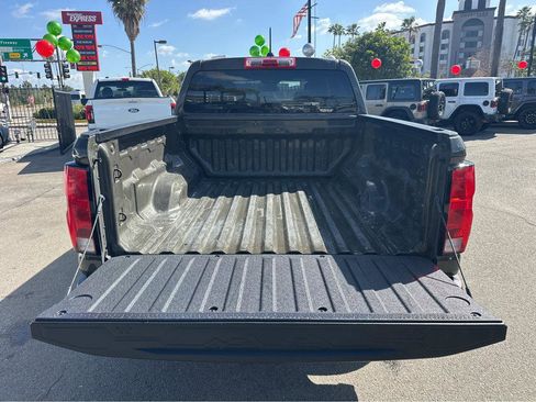 Used 2023 Chevrolet Colorado W/T image 33