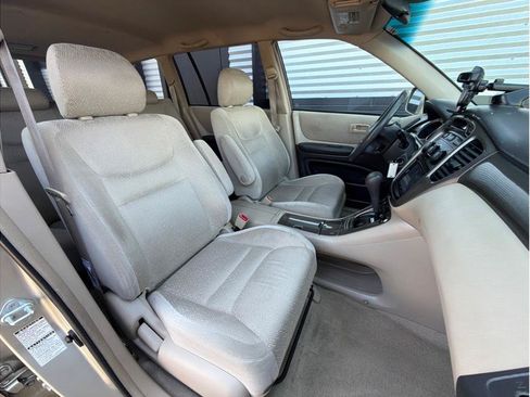 Used 2002 Toyota Highlander 4WD V6 image 19