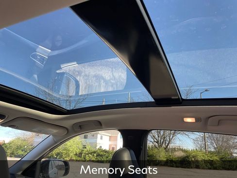 Used 2019 INFINITI QX50 Essential w/ Premium Heat Package image 13