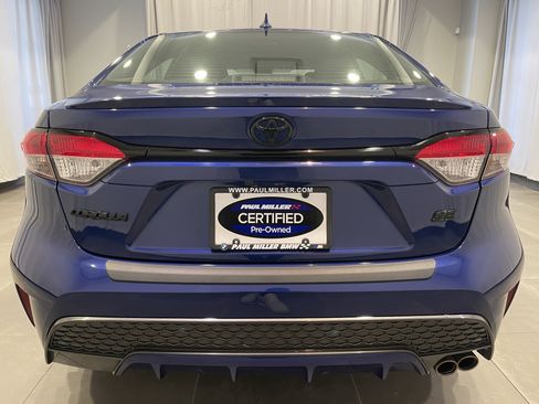 Used 2022 Toyota Corolla SE FWD image 5