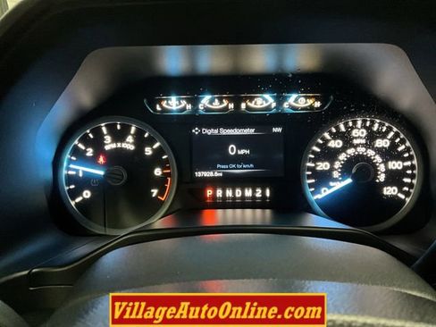 Used 2016 Ford F150 XLT w/ Equipment Group 302A Luxury image 14