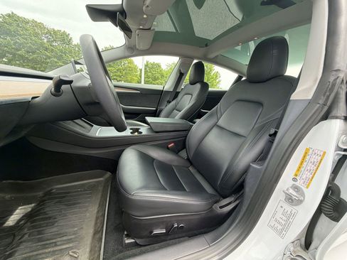 Used 2023 Tesla Model 3 Standard Range RWD image 11