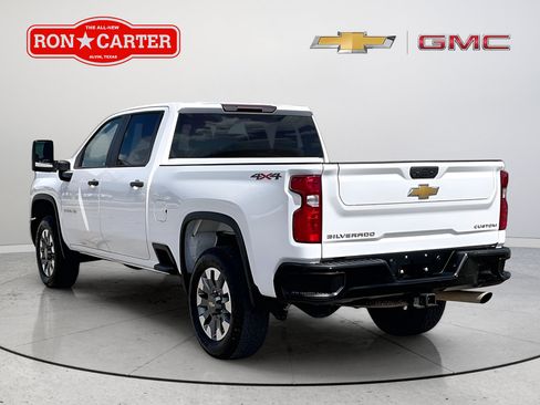 Used 2024 Chevrolet Silverado 2500 Custom w/ Custom Convenience Package AWD/4WD image 4