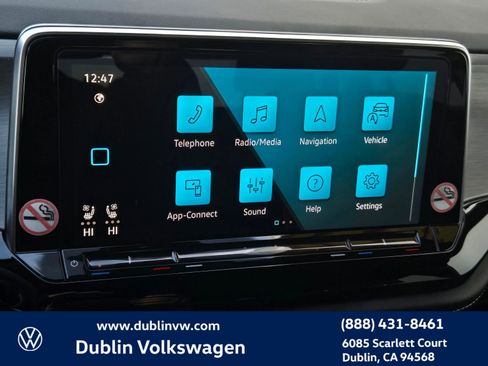 Certified 2024 Volkswagen Atlas Cross Sport SE image 15