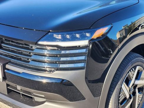 New 2026 Nissan Kicks SV image 6