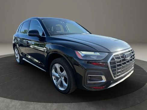 Used 2021 Audi Q5 2.0T Premium Plus w/ Premium Plus Package AWD/4WD image 5