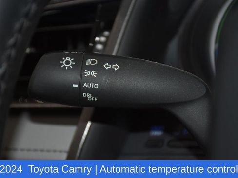 Used 2024 Toyota Camry SE w/ Cold Weather Package FWD image 11