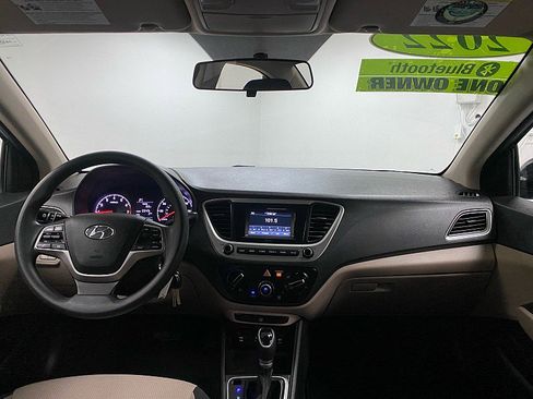 Used 2022 Hyundai Accent SE image 22