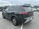 Used 2022 Nissan Pathfinder SL image 5