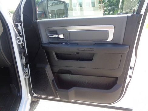 Used 2022 RAM 1500 Classic SLT w/ Electronics Group AWD/4WD image 23