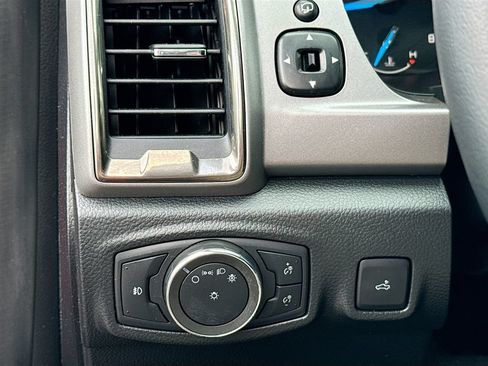 Certified 2019 Ford Ranger XLT w/ Equipment Group 301A Mid RWD image 10