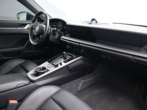 Certified 2020 Porsche 911 Carrera 4S AWD/4WD image 12