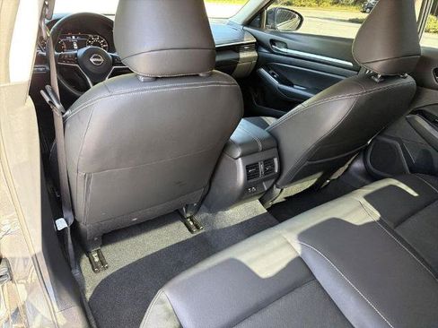 Certified 2025 Nissan Altima 2.5 SL FWD image 20