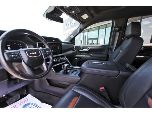 Used 2022 GMC Sierra 1500 AT4 w/ AT4 Preferred Package AWD/4WD image 31