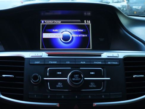 Used 2016 Honda Accord LX image 47