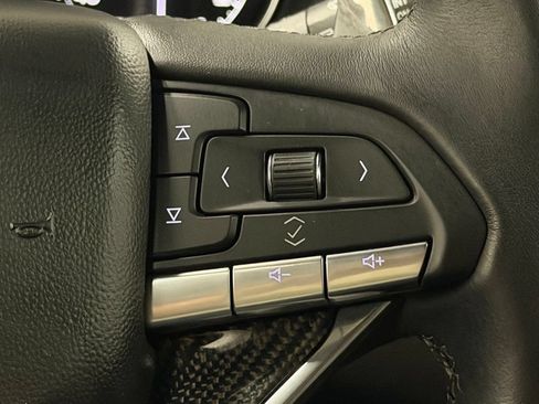 Certified 2024 Cadillac XT6 Sport w/ LPO, Floor Liner Package AWD/4WD image 38