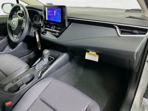Certified 2025 Toyota Corolla LE image 27