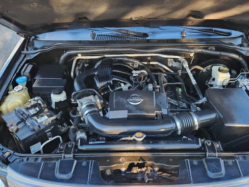 Used 2014 Nissan Xterra S image 43