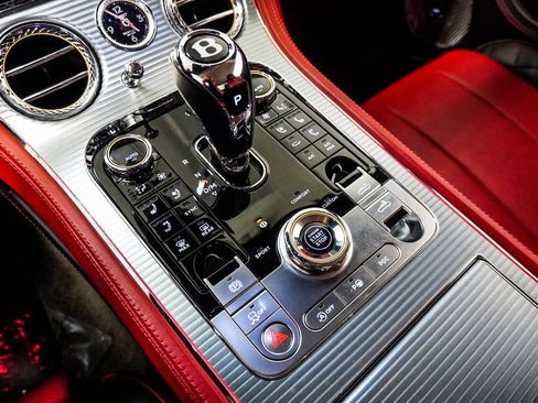 Used 2021 Bentley Continental GT Mulliner image 38