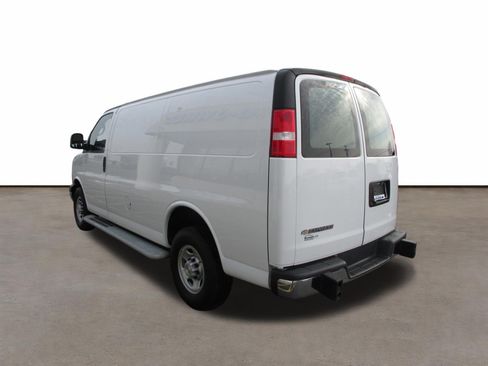 Used 2024 Chevrolet Express 2500 w/ Driver Convenience Package image 5