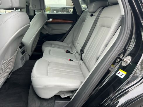 Used 2023 Audi Q5 2.0T Premium Plus w/ Premium Plus Package image 27