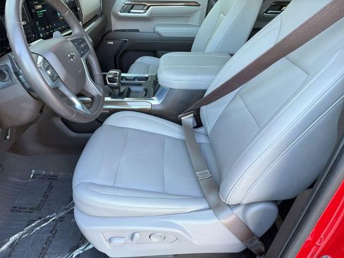 Used 2023 Chevrolet Silverado 1500 LT Trail Boss image 5