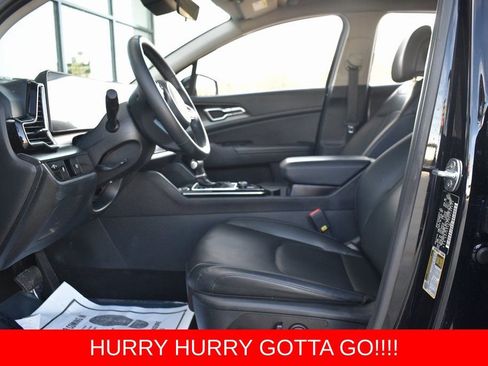 Used 2024 Kia Sportage EX image 18