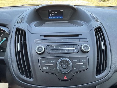 Used 2018 Ford Escape S image 17