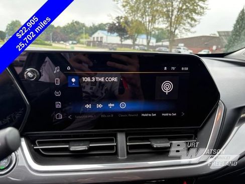Used 2025 Chevrolet Trax ACTIV w/ Driver Confidence Package FWD image 21