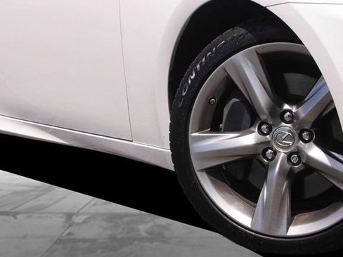 Used 2014 Lexus IS 350 w/ Navigation Package RWD image 3