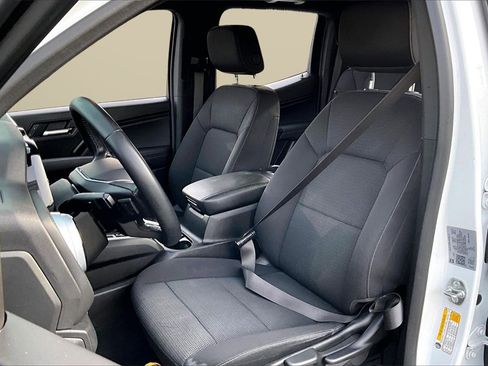 Used 2024 Chevrolet Colorado LT image 20