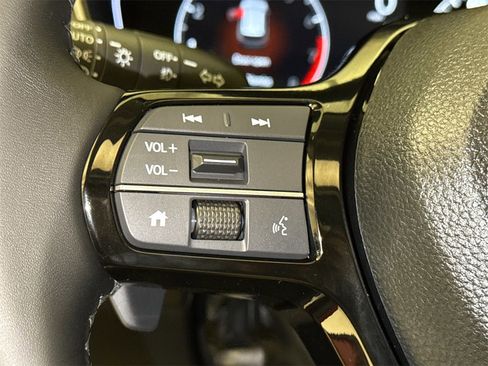 New 2025 Honda Pilot Touring image 35