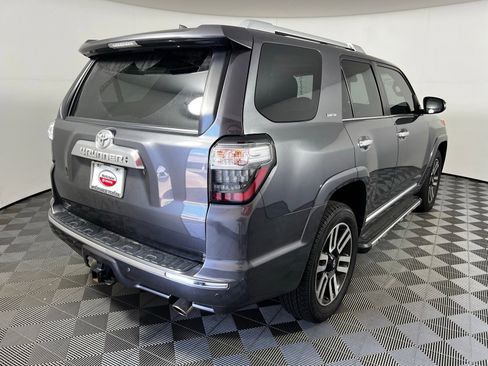 Used 2022 Toyota 4Runner Limited AWD/4WD image 5