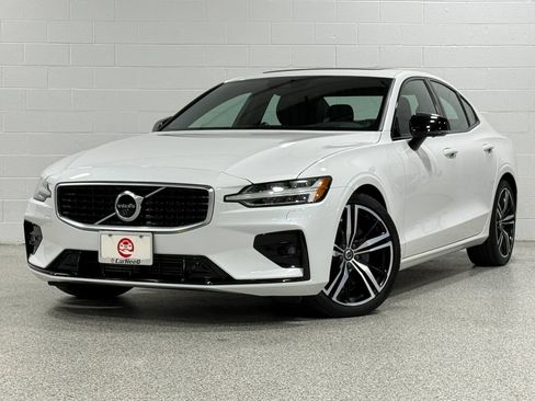 Used 2019 Volvo S60 T6 R-Design AWD/4WD image 2