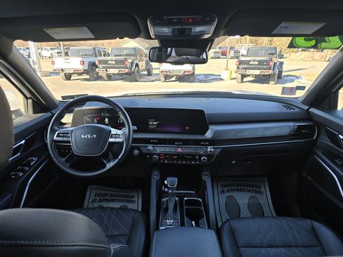 Used 2025 Kia Telluride EX X-Line image 16