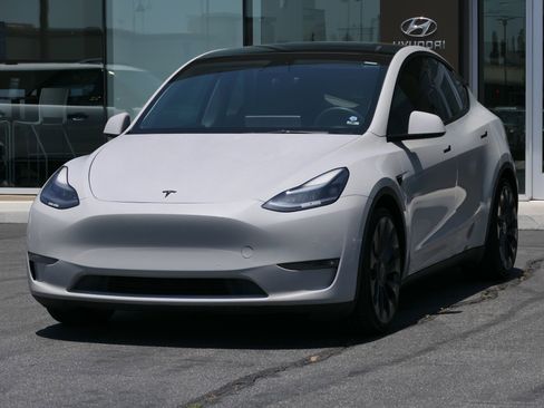 Used 2021 Tesla Model Y Performance AWD/4WD image 7